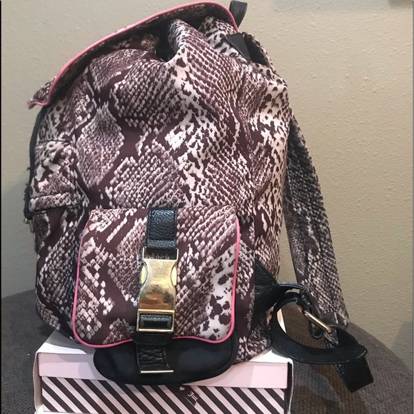 FOR Melody Juicy Couture backpack snake print USED - Picture 4 of 14